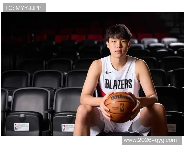 格兰特谈杨瀚森跑位配合能力语言障碍影响沟通效果