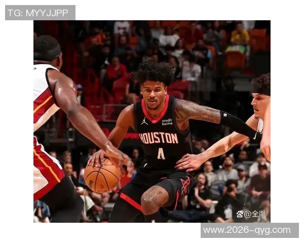 杰伦格林复出表现平平替补出战20分钟贡献12分3助攻三分球命中率50