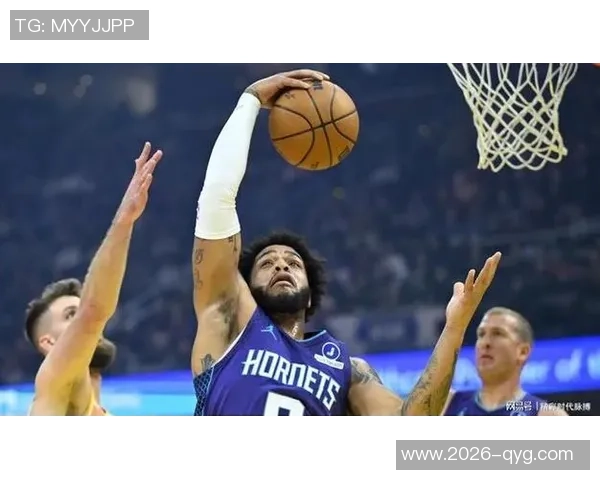 克尼佩尔表现出色助力球队胜利12投7中三分命中率高达55