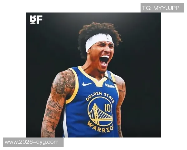 乌布雷半场表现全面贡献12分5板2助2断1帽展现全能实力